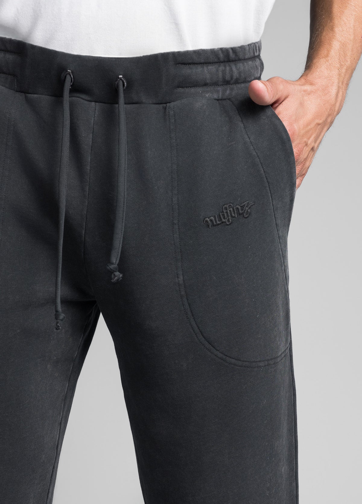 BLACKOUT PANTS